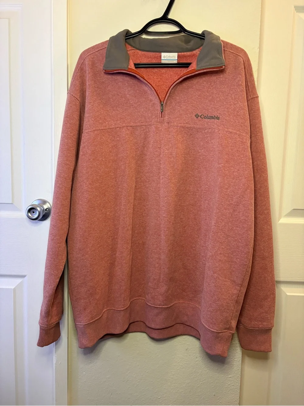 Columbia Men’s Quarter Zip-Up Sweater in Dusty Rose with Gray Trim